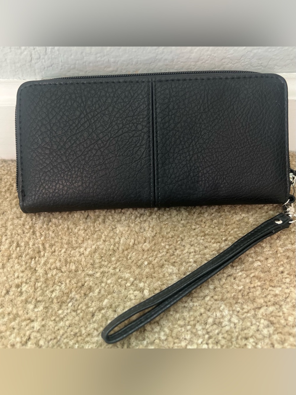 Enzo Angiolini Black Textured Leather Wristlet Clutch